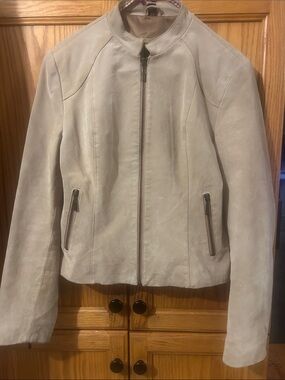 Women's Light Beige Suede Zip-Front Jacket